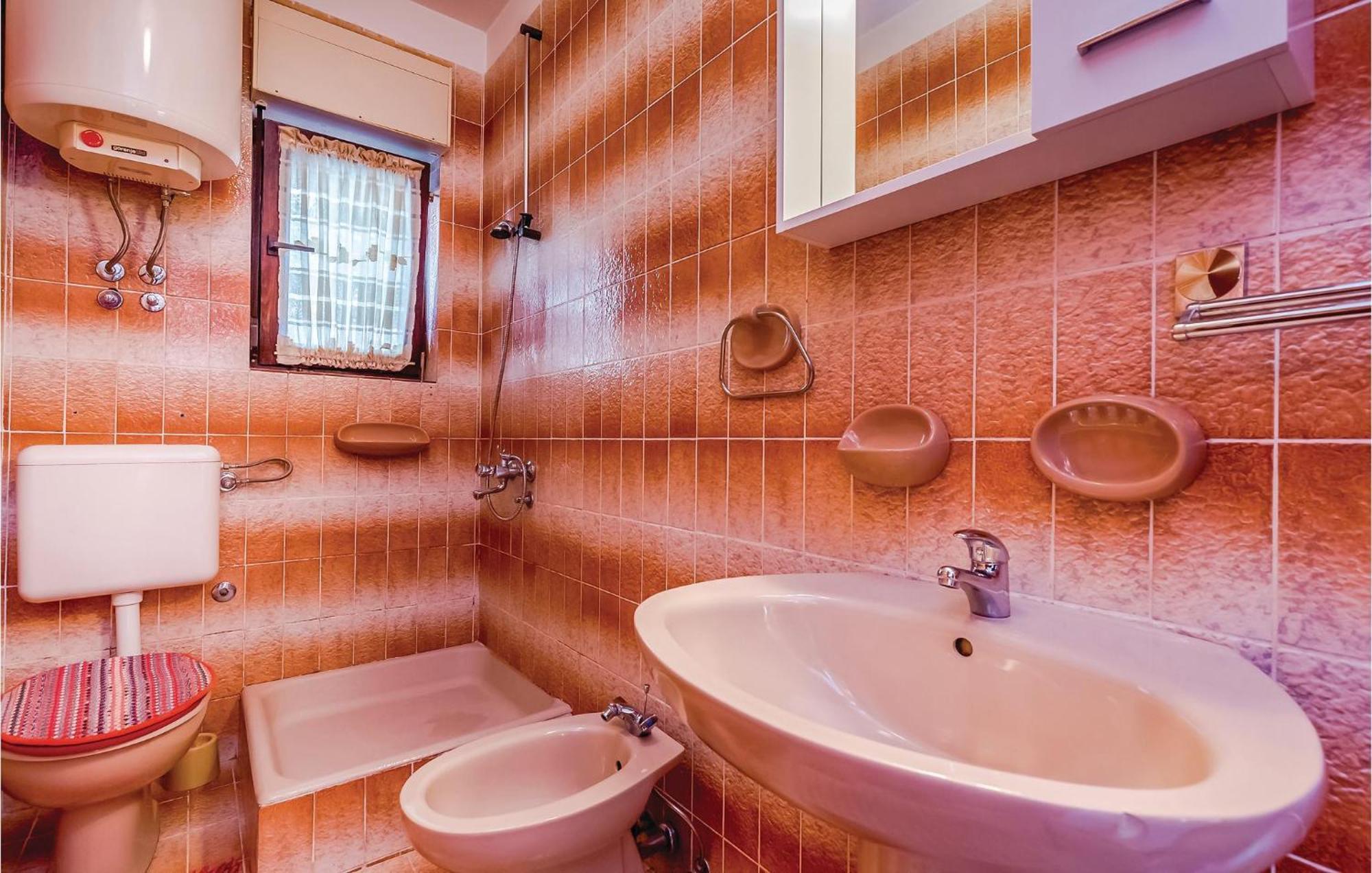 Beautiful Apartment In Нови Винодолски Екстериор снимка