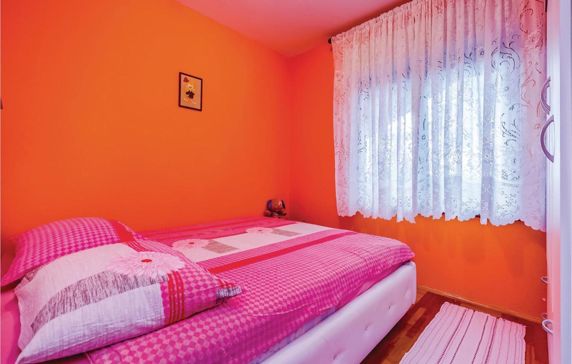 Beautiful Apartment In Нови Винодолски Екстериор снимка